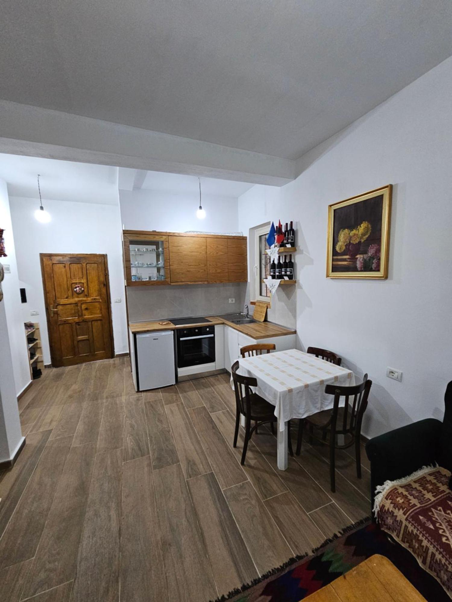 Bujtinat Skenderi Gjinar 2 Βίλα Εξωτερικό φωτογραφία